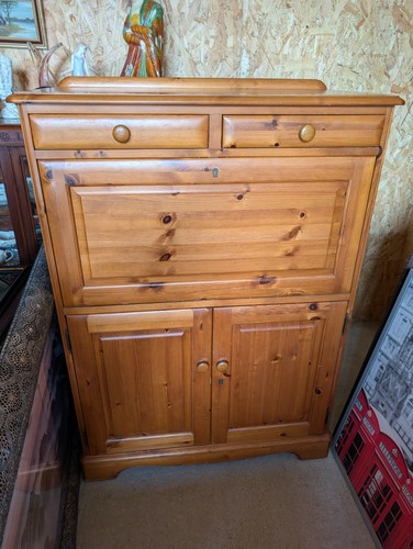 Wine cabinet cupboard - wine,