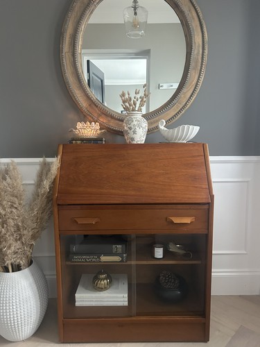 Mid century writing - mid,